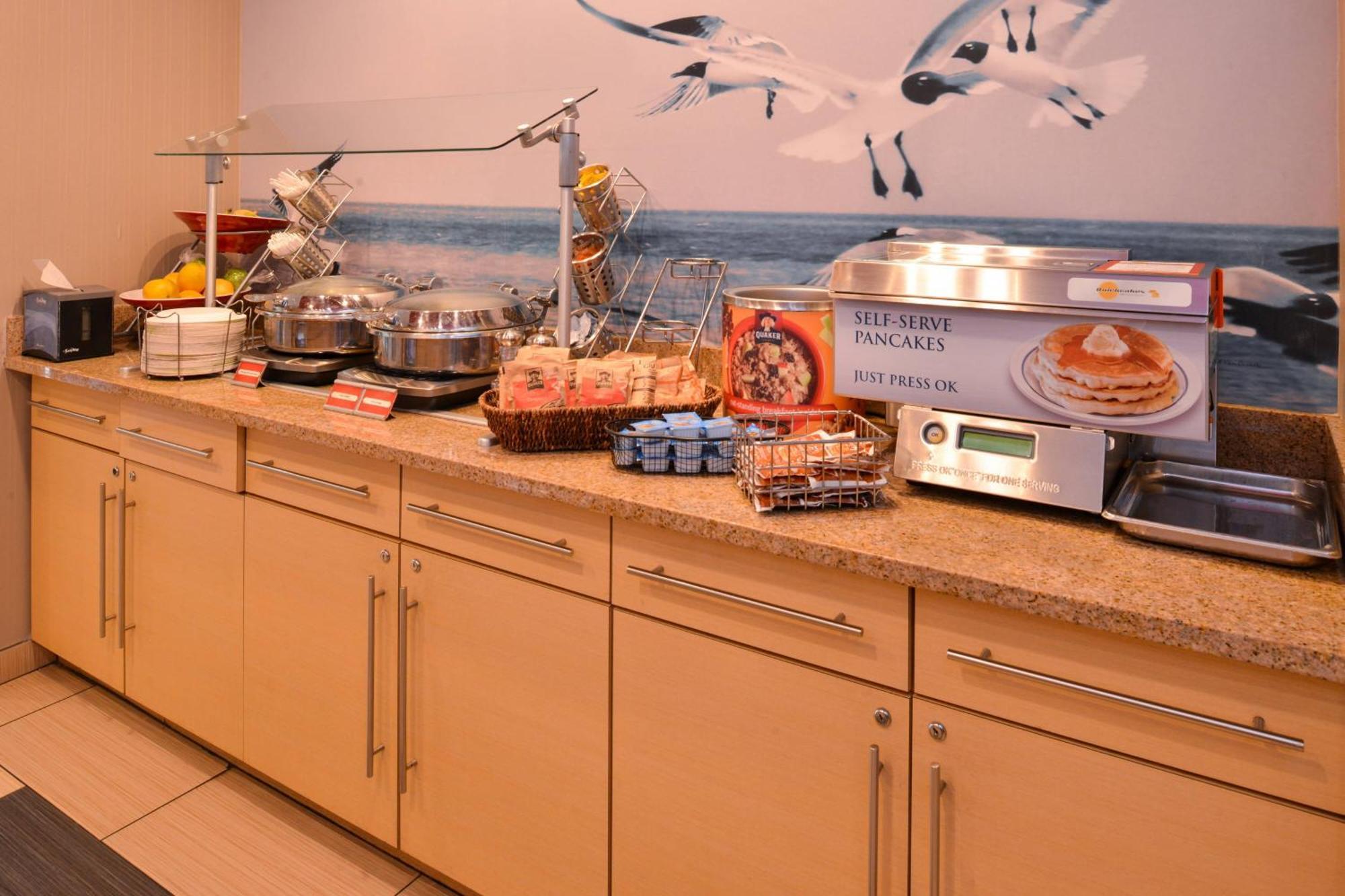 Towneplace Suites Wilmington Wrightsville Beach Bagian luar foto
